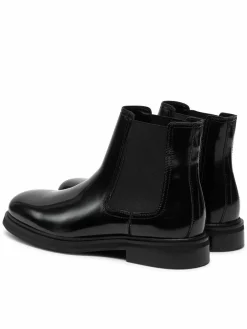 Chelsea Duggal 13847677 Nero