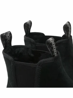 Chelsea M Neumel Chelsea 1121644 Nero