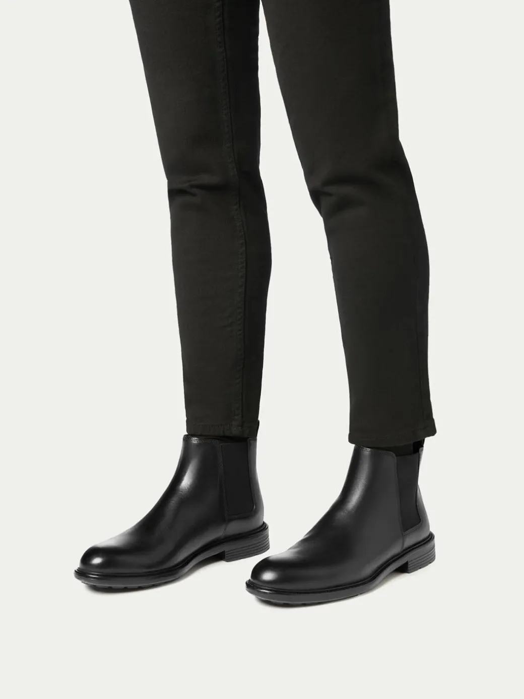 Chelsea Walk Pleasure U567KA-00043 C9999 Nero