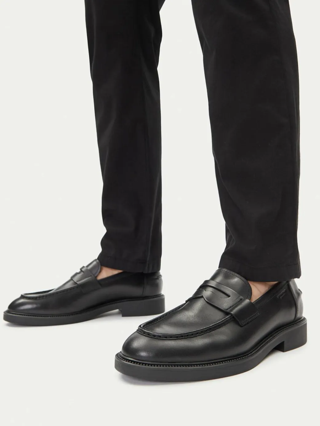 Loafers Alex M 5366-101-20 Nero
