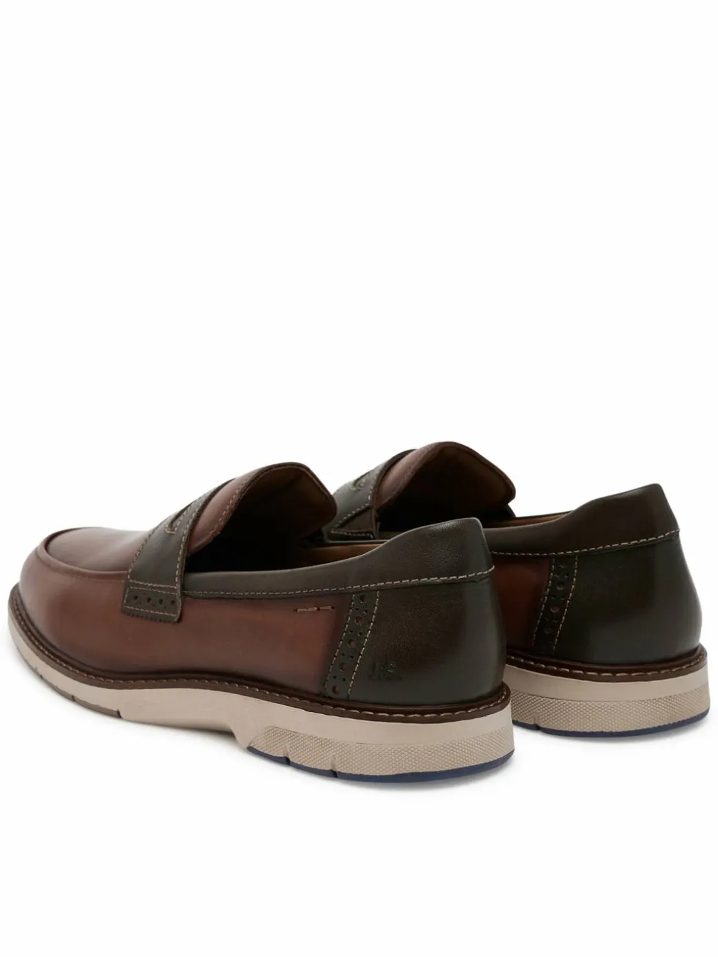Mocassini Stuart 08 22308 Marrone