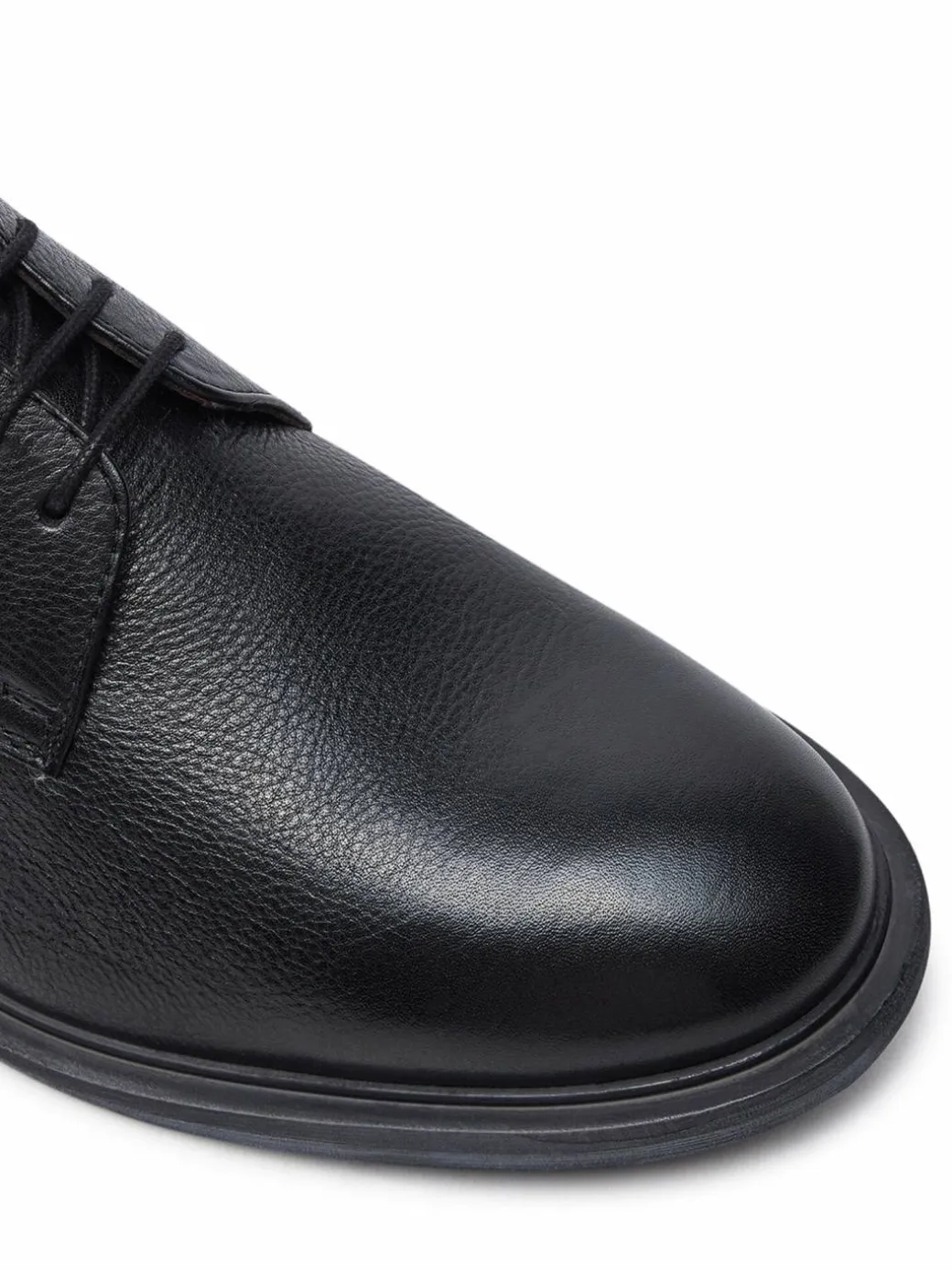 Scarpe basse Alastair 01 31601 Nero
