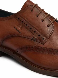 Scarpe basse Desmond 46902 Marrone