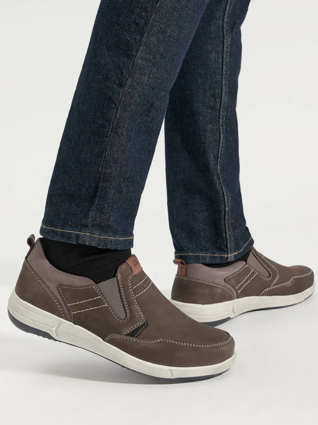 Scarpe basse Enrico 04 25304 994 781 Marrone