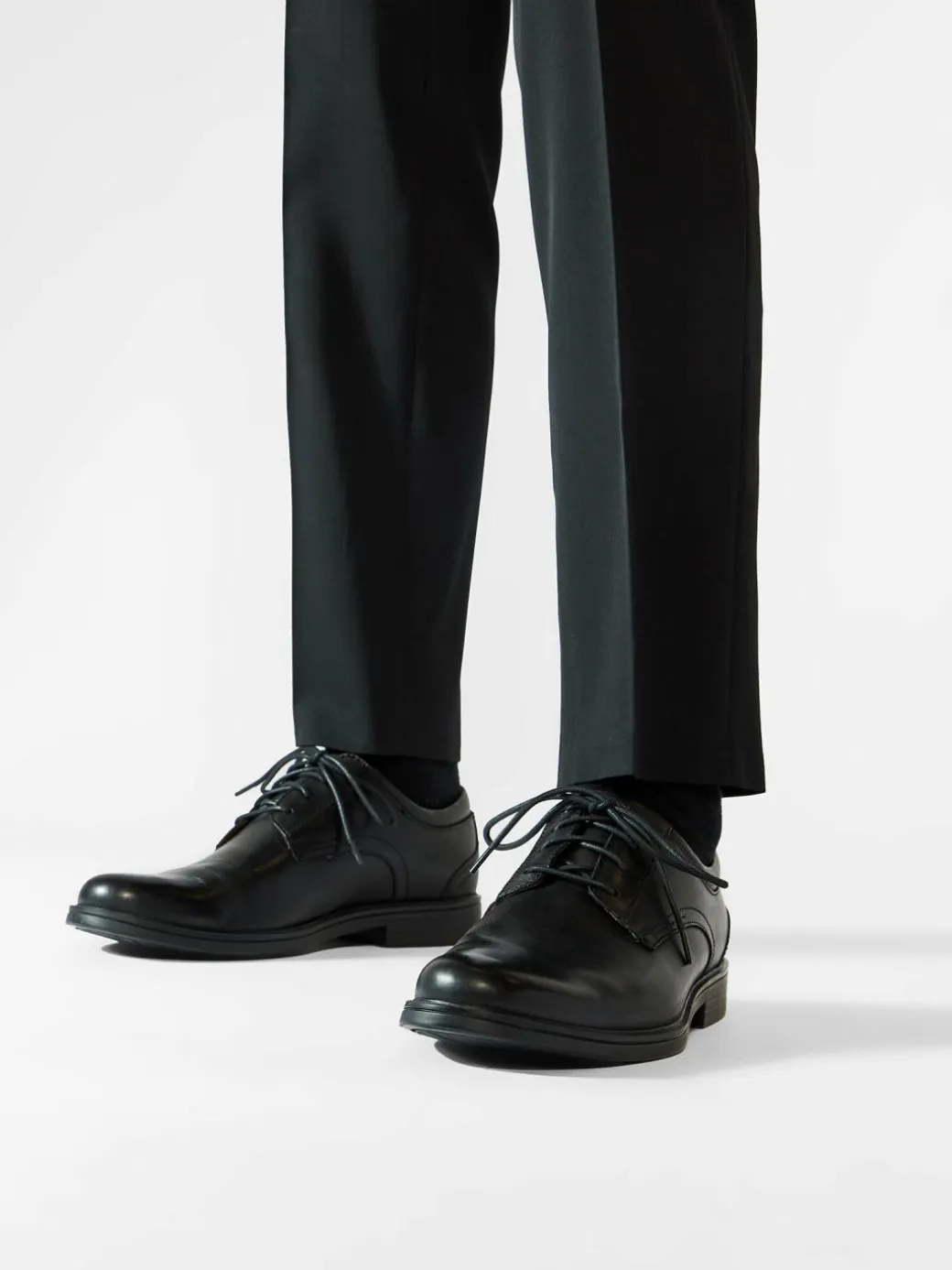 Scarpe basse Un Aldric Lace 261326777 Nero