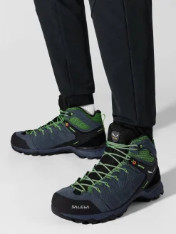 Scarpe da trekking Ms Alp Mate Mid Wp 61384-3862 Blu scuro