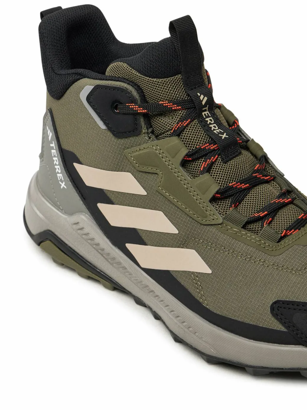 Scarpe da trekking Terrex Anylander Mid Rain.Rdy ID0897 Verde