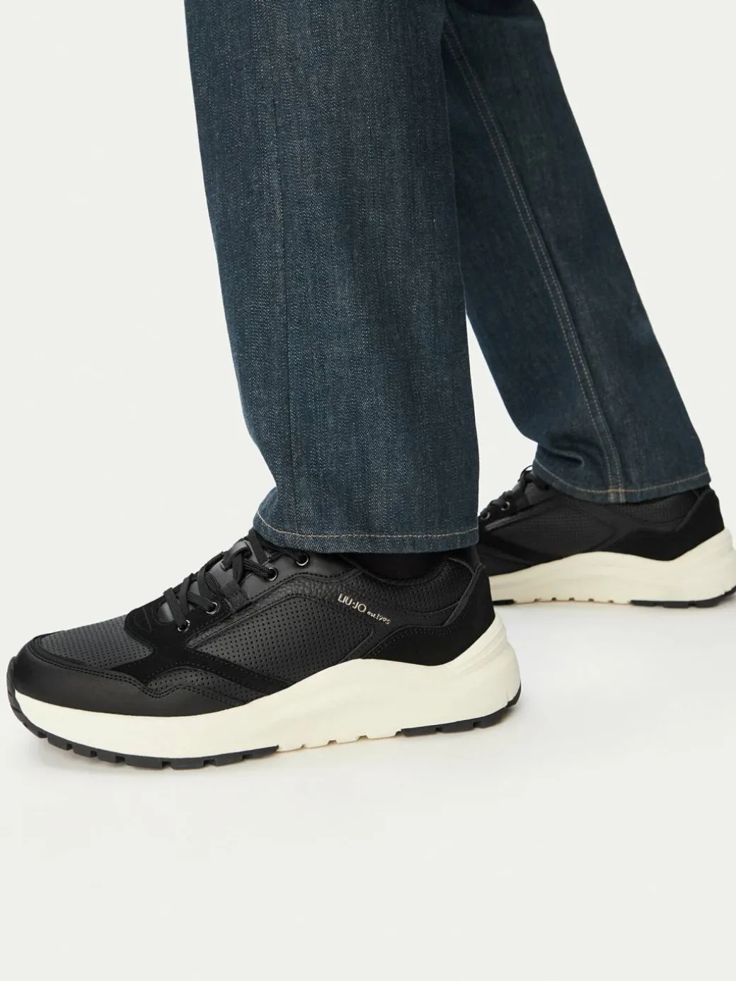 Sneakers 7B6007 PX874 Nero