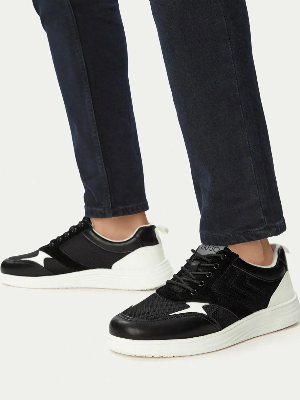 Sneakers 7B6005 PX029 Nero