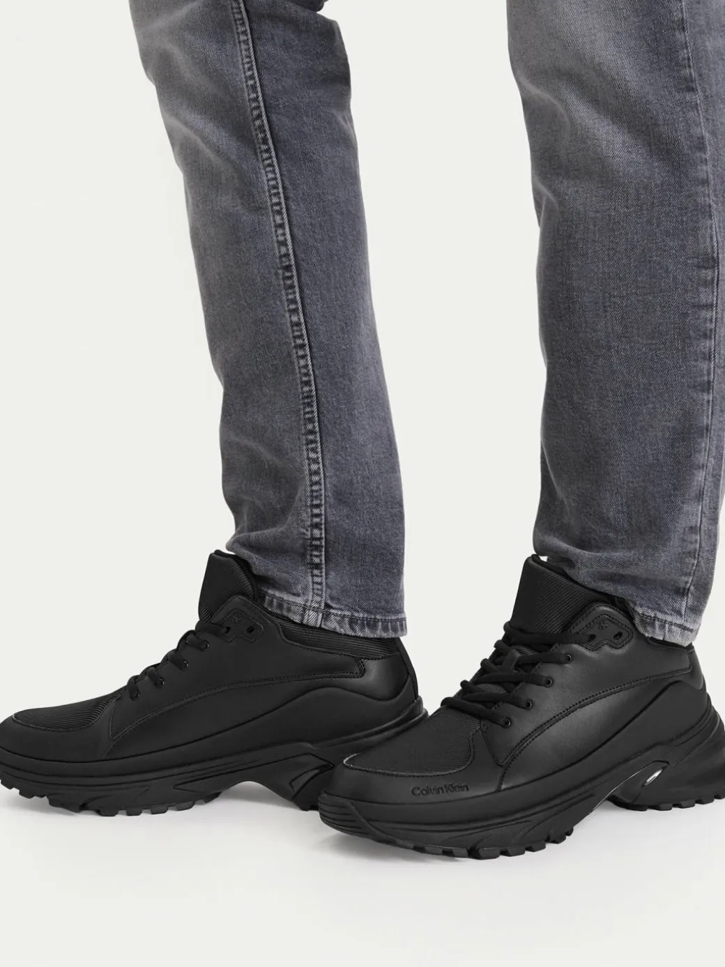 Sneakers Hike Runner Mid Laceup Tech Mix YM0YM01418 Nero