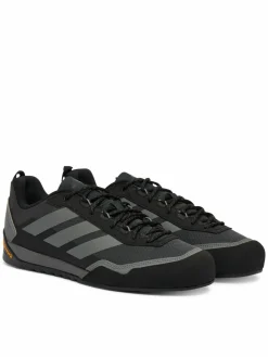 Sneakers Terrex Skychaser Solo Approach JS4327 Nero