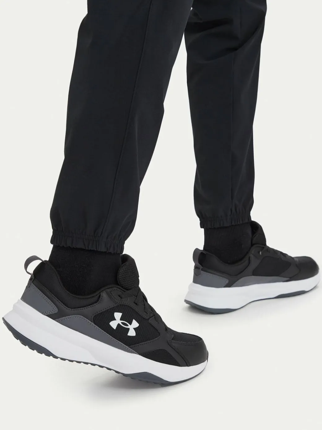 Sneakers Ua Charged Edge 3026727-003 Nero
