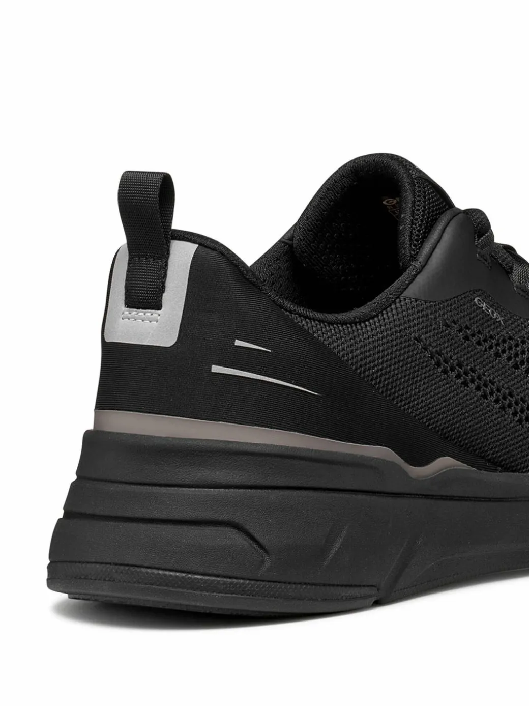 Sneakers U Vittour U65N8B 06K15 C9999 Nero